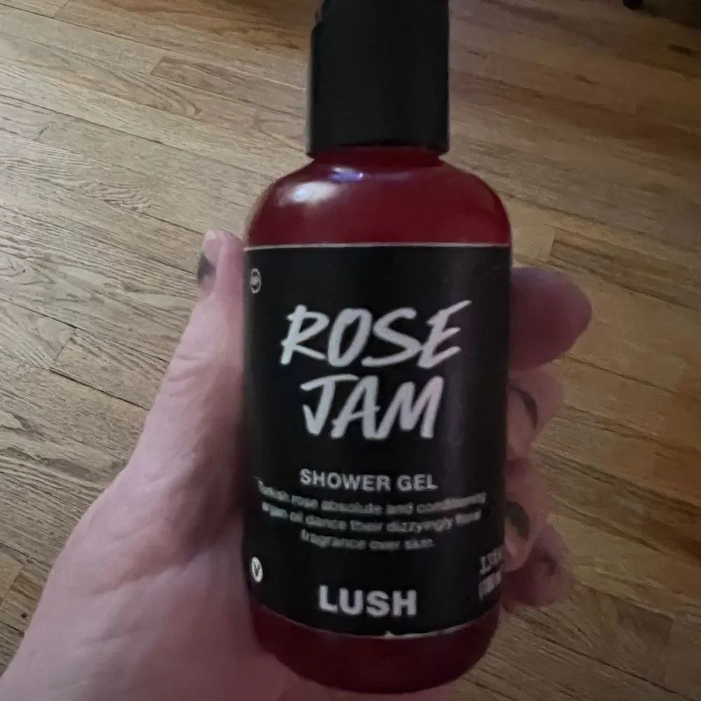 Lush Rose Jam Shower Gel - 3.3 oz BRAND NEW SEALED BEST SELLER